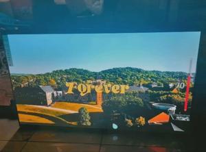 Webos Vitron 55 Inch Television - thumbnail 2