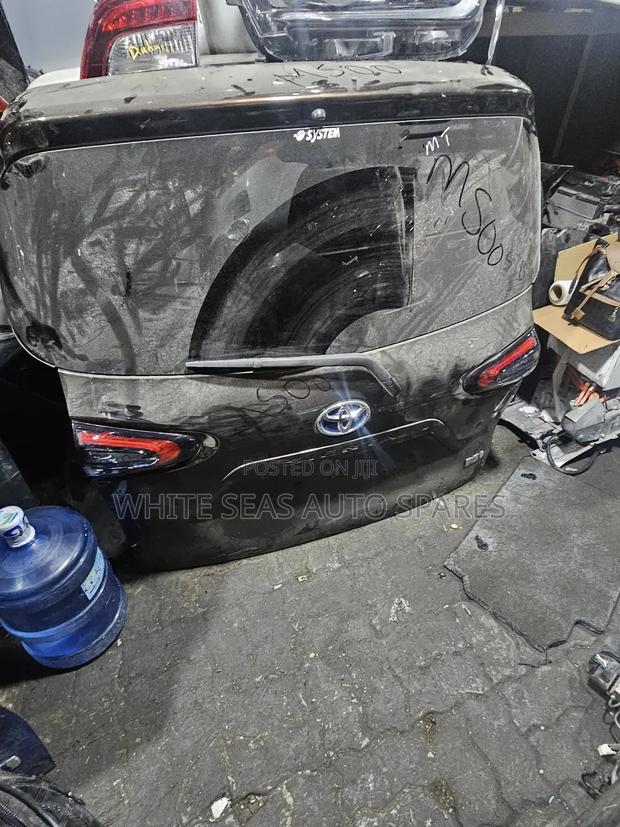 Sienta 2018 Boot(Tailgate)