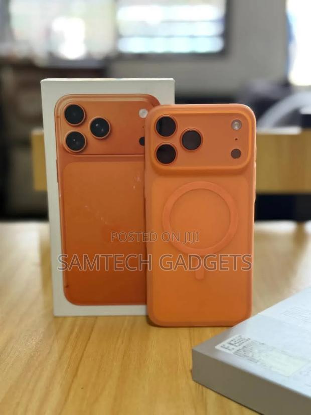 New Apple iPhone 17 Pro Max 256 GB Orange - main view