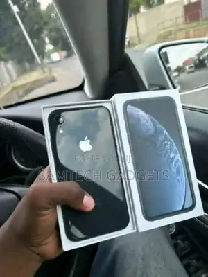 Apple XR 128 GB Black