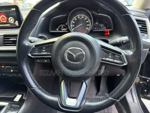 Mazda Axela 2019 Black
