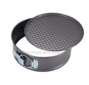 3pieces Cake Moulds/Baking Tins Size 
24cm*26cm*28cm
Non-Stick
Black