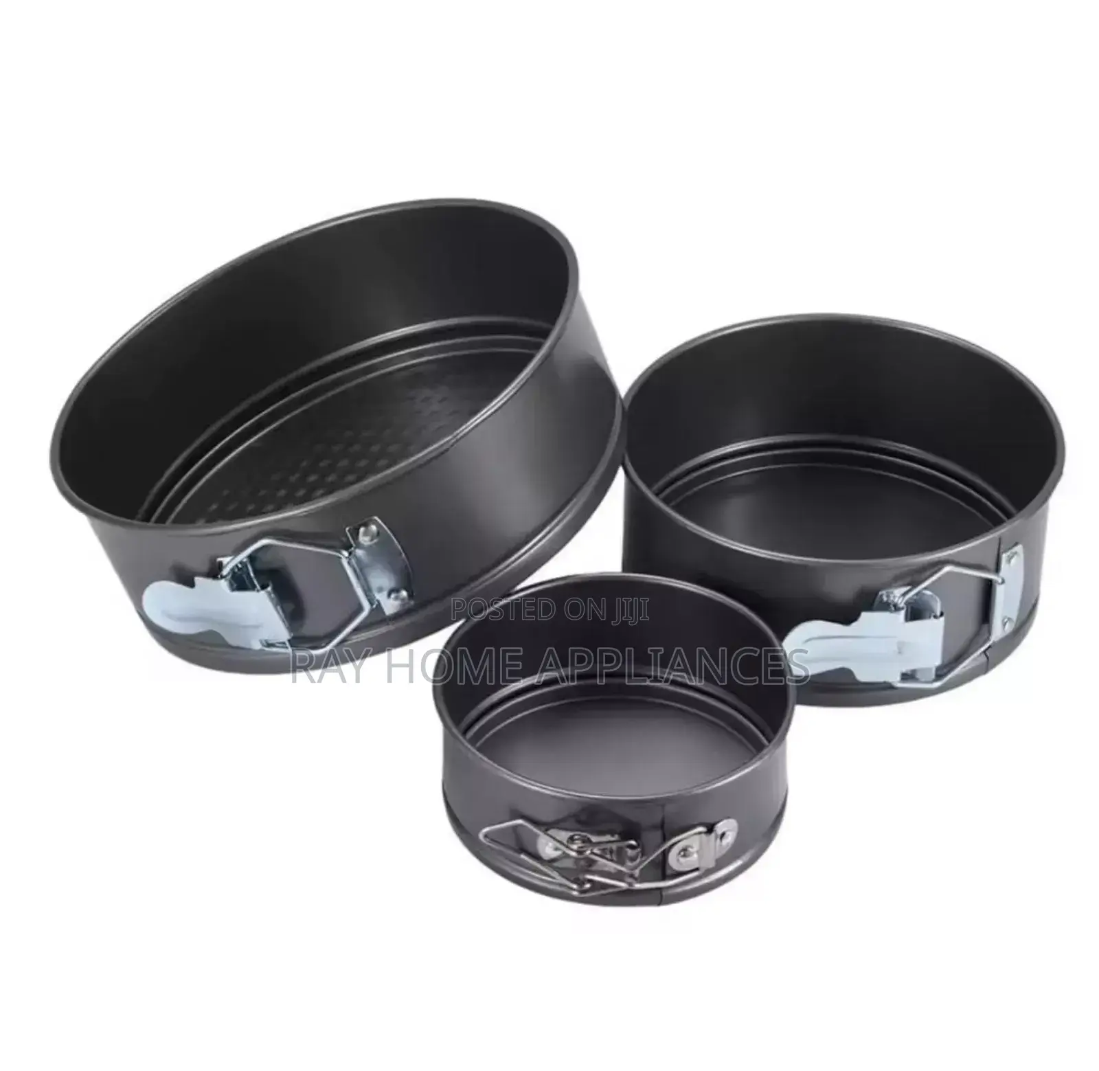 3pieces Cake Moulds/Baking Tins Size 
24cm*26cm*28cm
Non-Stick
Black