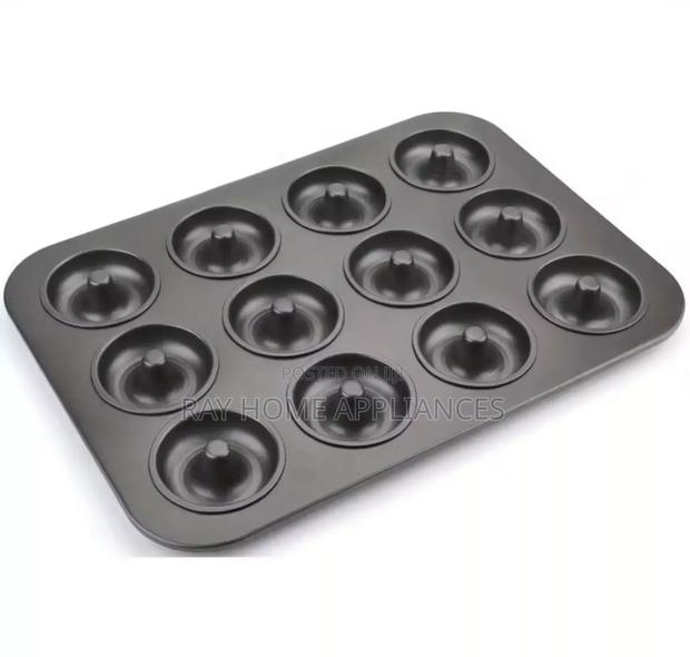 Doughnut Cupcake Tray Black Colour Metallic 12 Hole