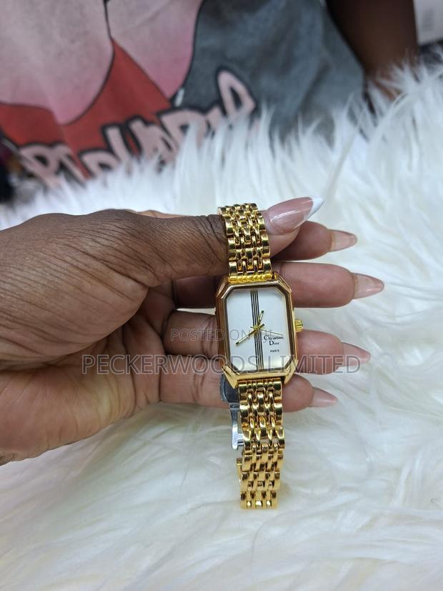 Gold Watch - main view