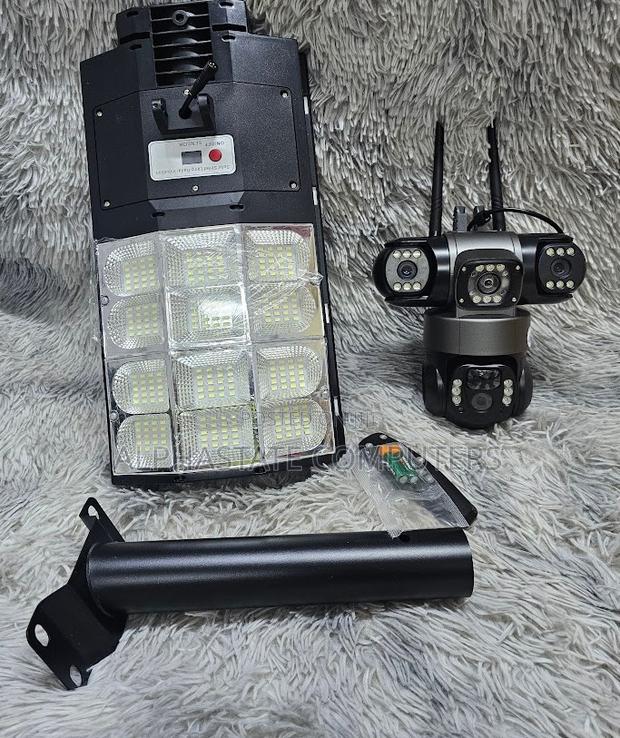 CCTV Solar Camera Outdoor Solar Powered PTZ Camera With Floodlights