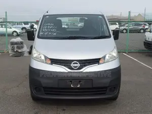 Nissan NV200 SV 2018 Silver