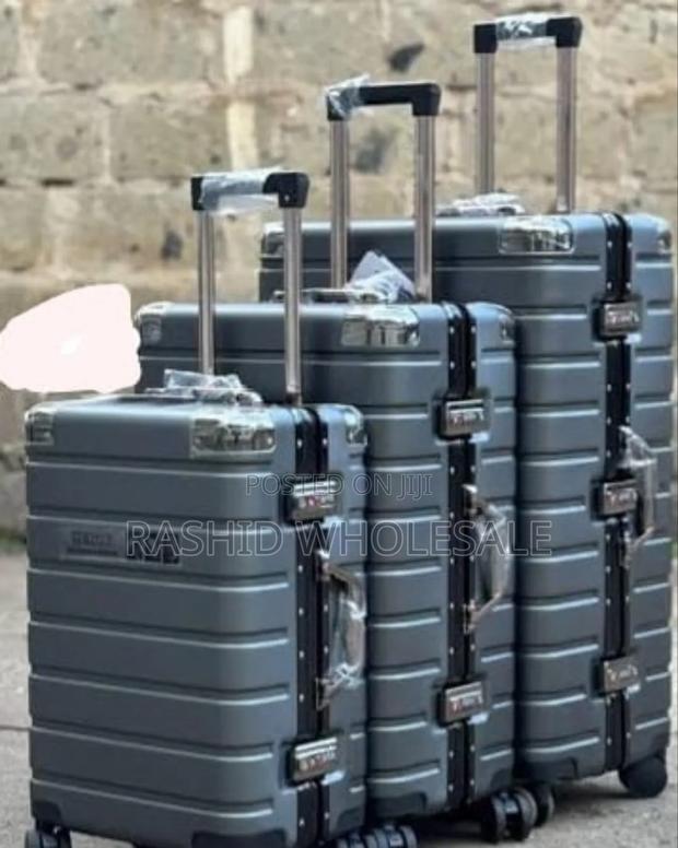 Luxurious Rubber Modern Suitcase - thumbnail 2