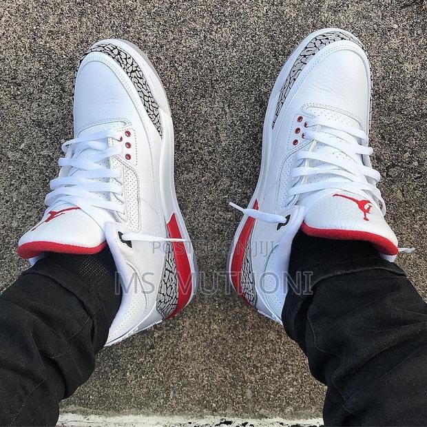 Assorted Retro 3 Jordan’S Size 40-45 - thumbnail 4