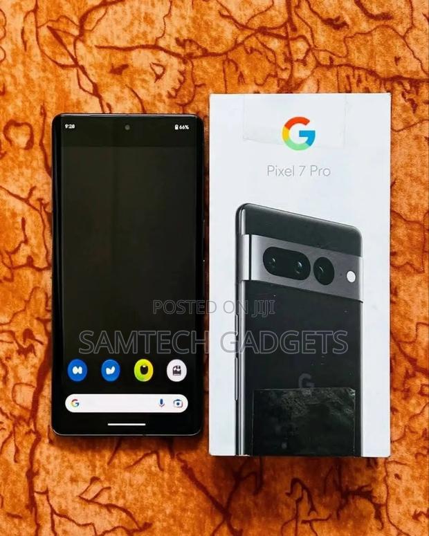 New Google Pixel 7 Pro 128 GB Black - main view