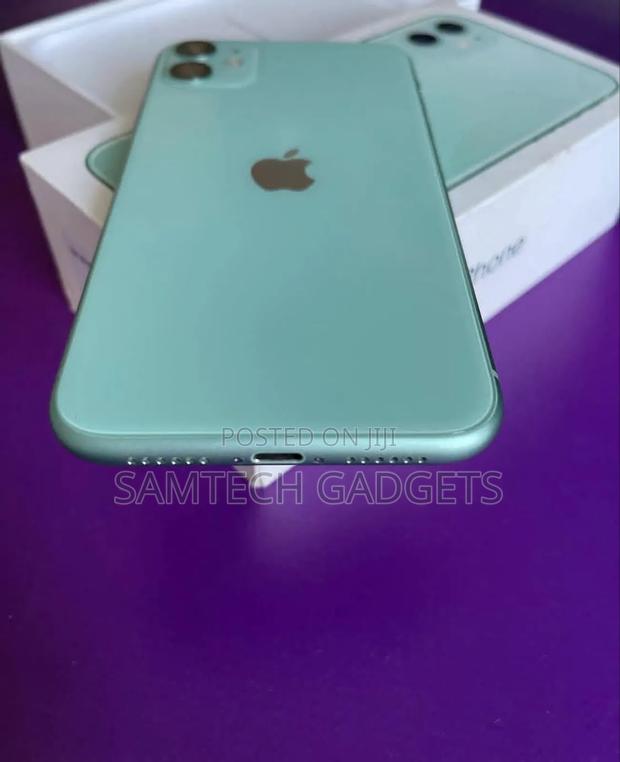 New Apple iPhone 11 128 GB Blue - thumbnail 5