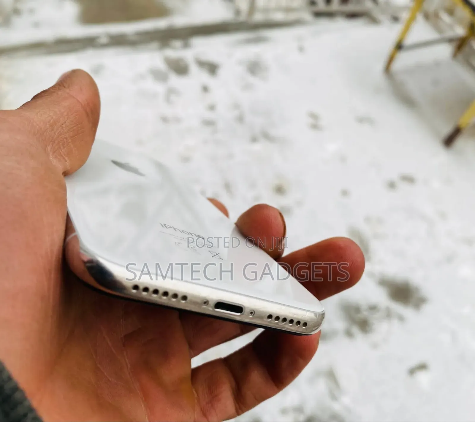 Apple iPhone X 256 GB White
