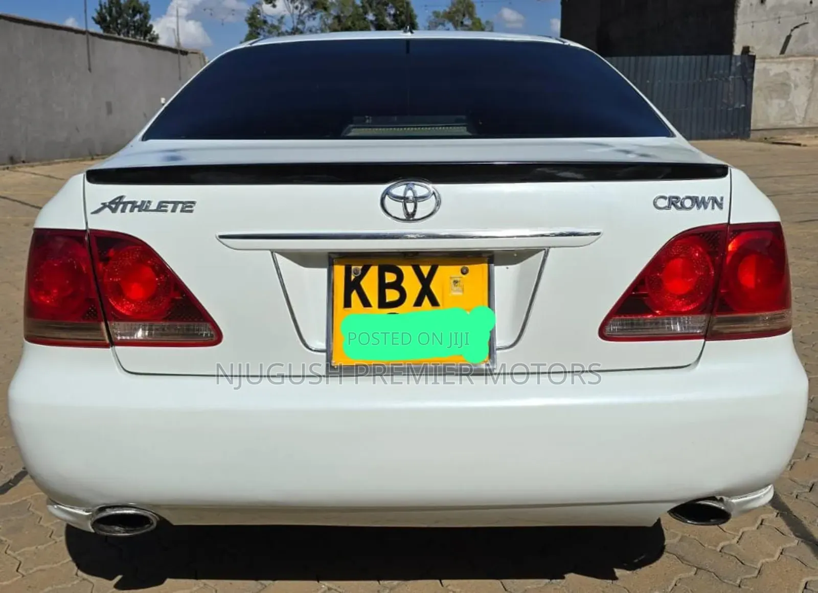 Toyota Crown 2006 White