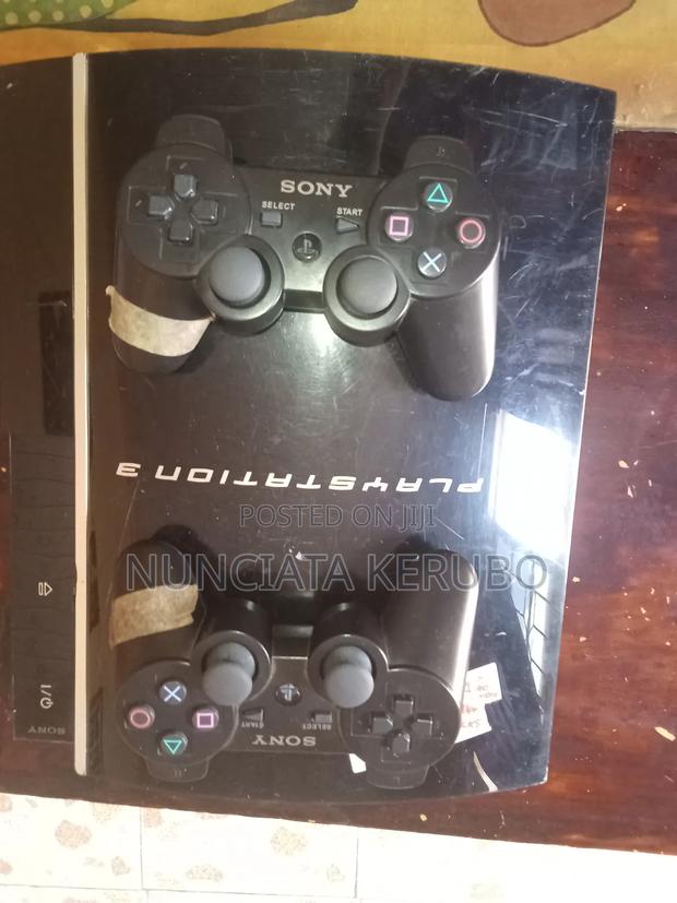 Playstation 3 - thumbnail 2