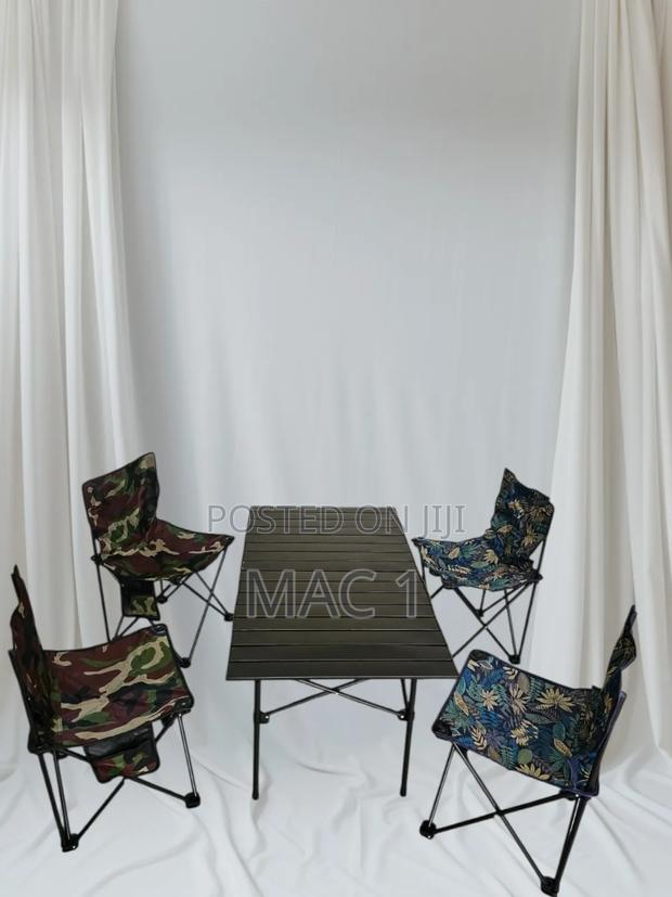 Combo of 4 Camping Chairs and Foldable Metallic Table - main view