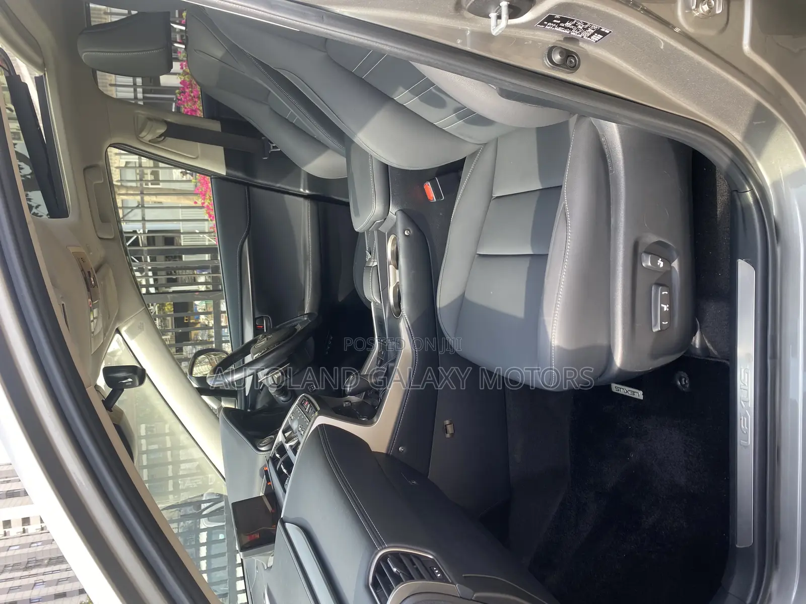 Lexus NX 2019 Silver