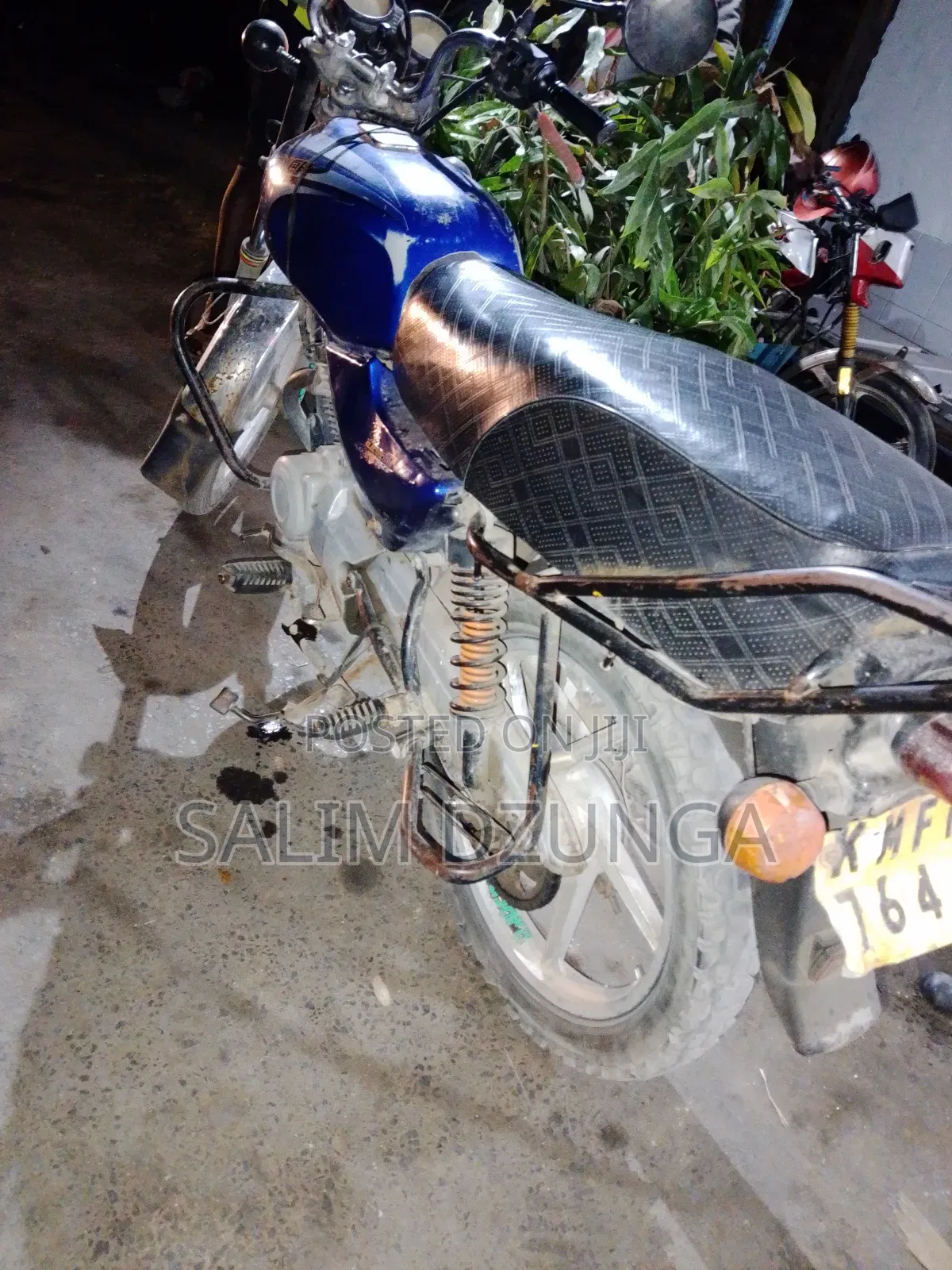 Bajaj Boxer 100 2022 Blue