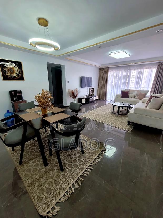 3bedrooms With DSQ Airbnb - thumbnail 2