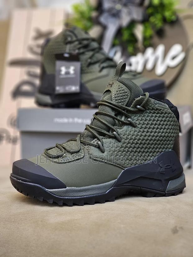 Under Armour - thumbnail 2