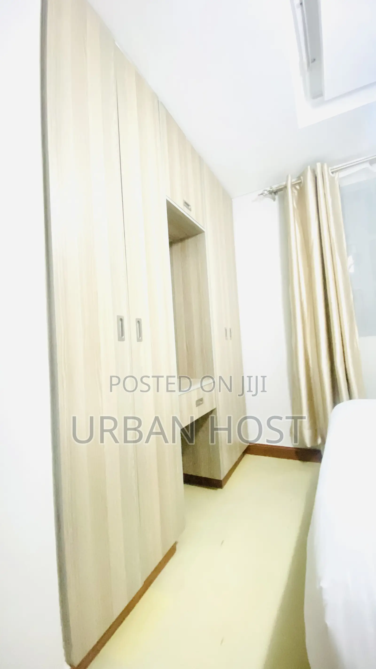 Urban Host | Buru 1br Luxe