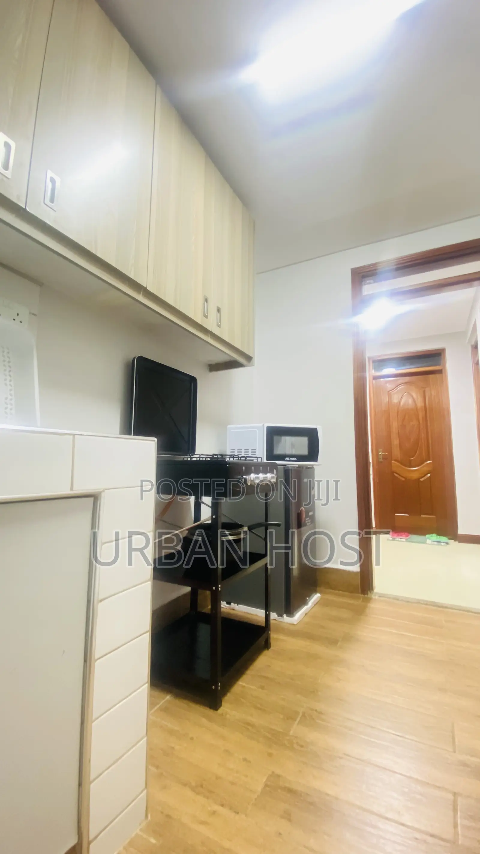 Urban Host | Buru 1br Luxe