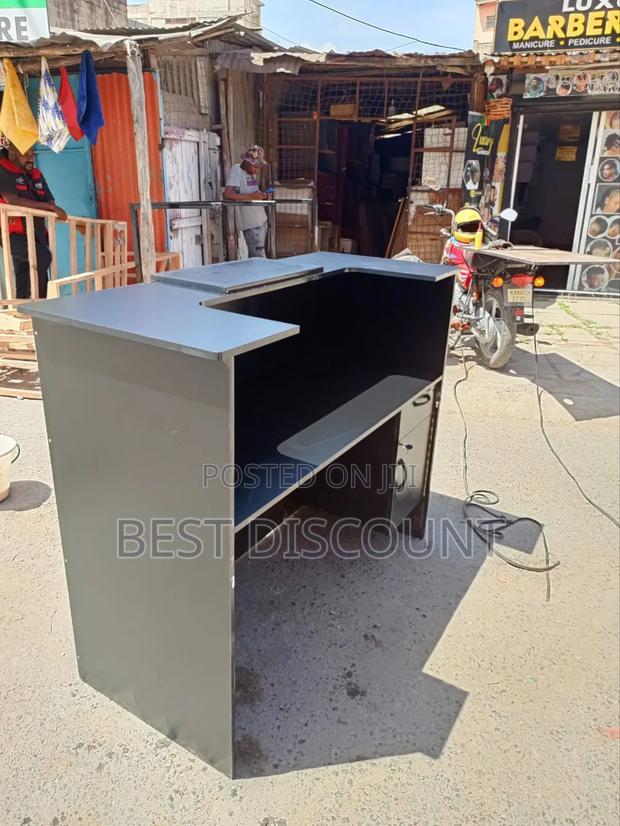 Front Office Receptionist Table 1.2m - thumbnail 2