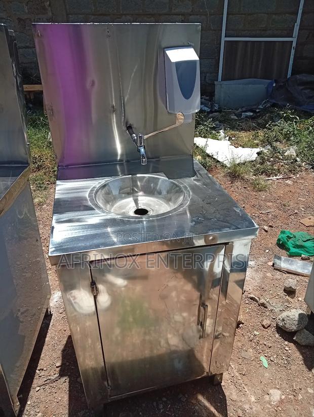 Hand Washing Station – Foot Pedal Operated - main view