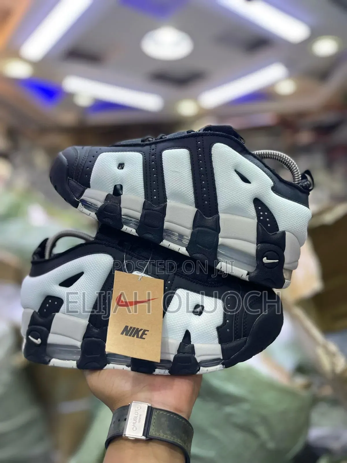 Nike  Air Max Uptempo Low 

Black Photon  🐾 Panda 🐼