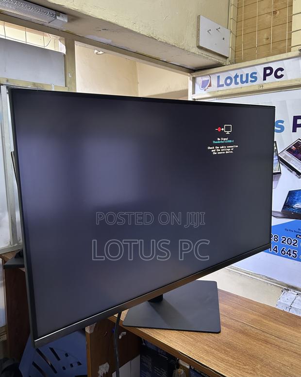 Samsung 32inch 4k Display Monitor - thumbnail 3