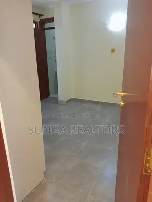 4bdrm Apartment in King'Ara Rd., Valley Arcade for sale