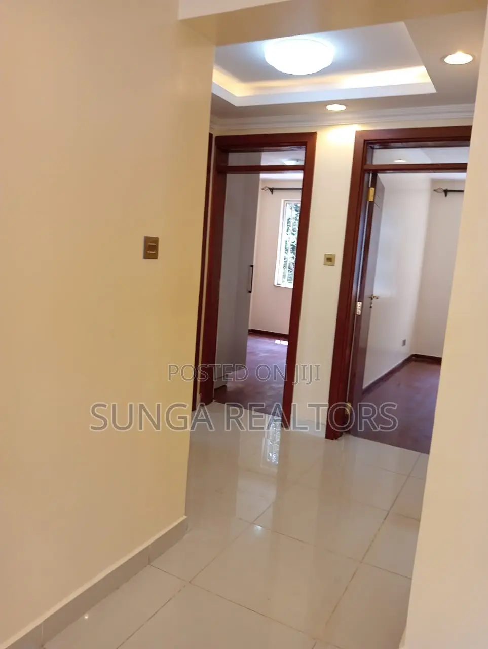 4bdrm Apartment in King'Ara Rd., Valley Arcade for sale