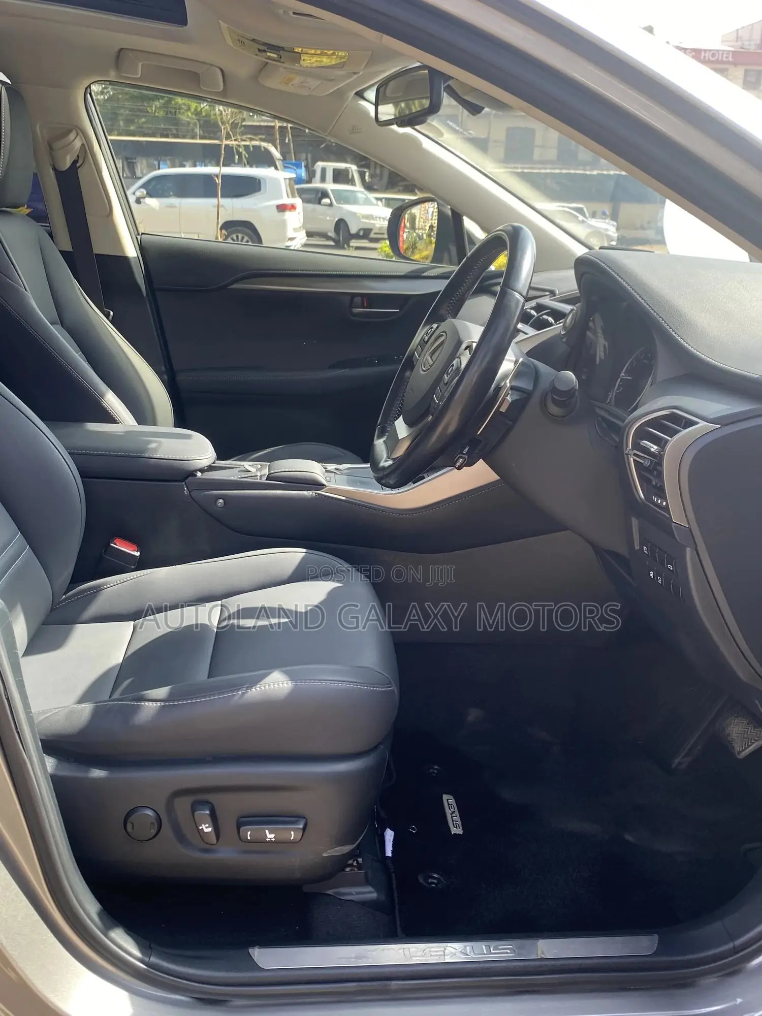 Lexus NX 2019 Silver