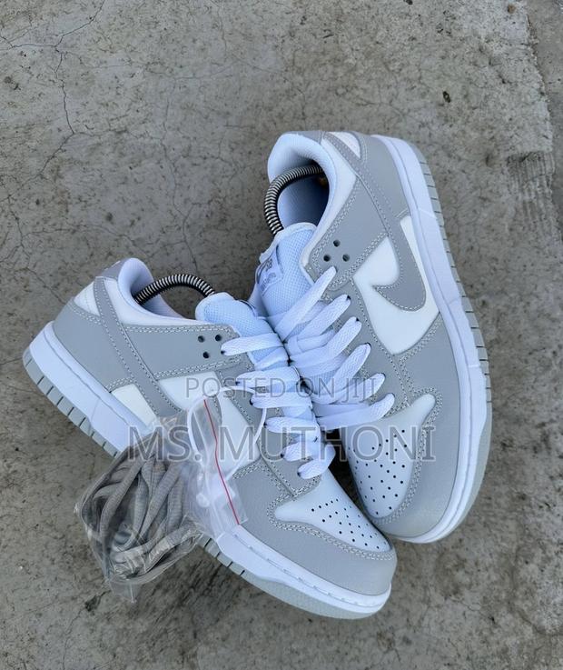 Nike Dunk Low "Two Tone Grey" or "Pure Platinum/Wolf Grey" Sneakers. - thumbnail 3