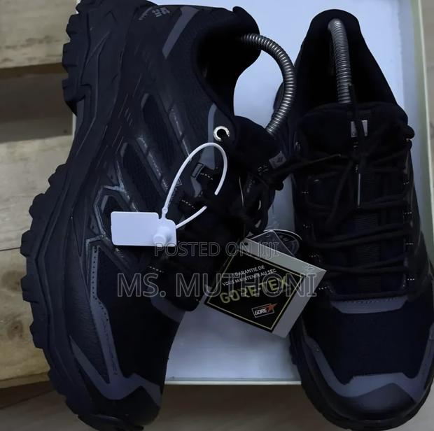 Columbia Gore-Tex Trail Running or Hiking Shoes. - thumbnail 5