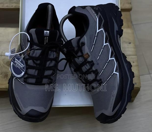 Columbia Gore-Tex Trail Running or Hiking Shoes. - thumbnail 6