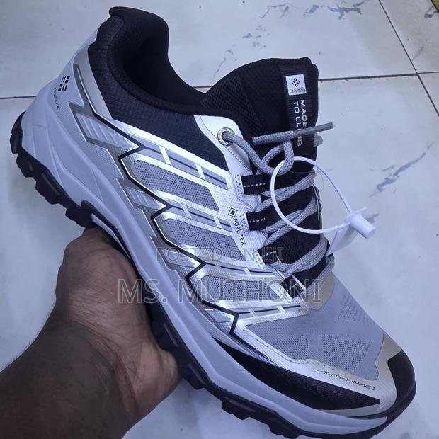 Columbia Gore-Tex Trail Running or Hiking Shoes. - thumbnail 4