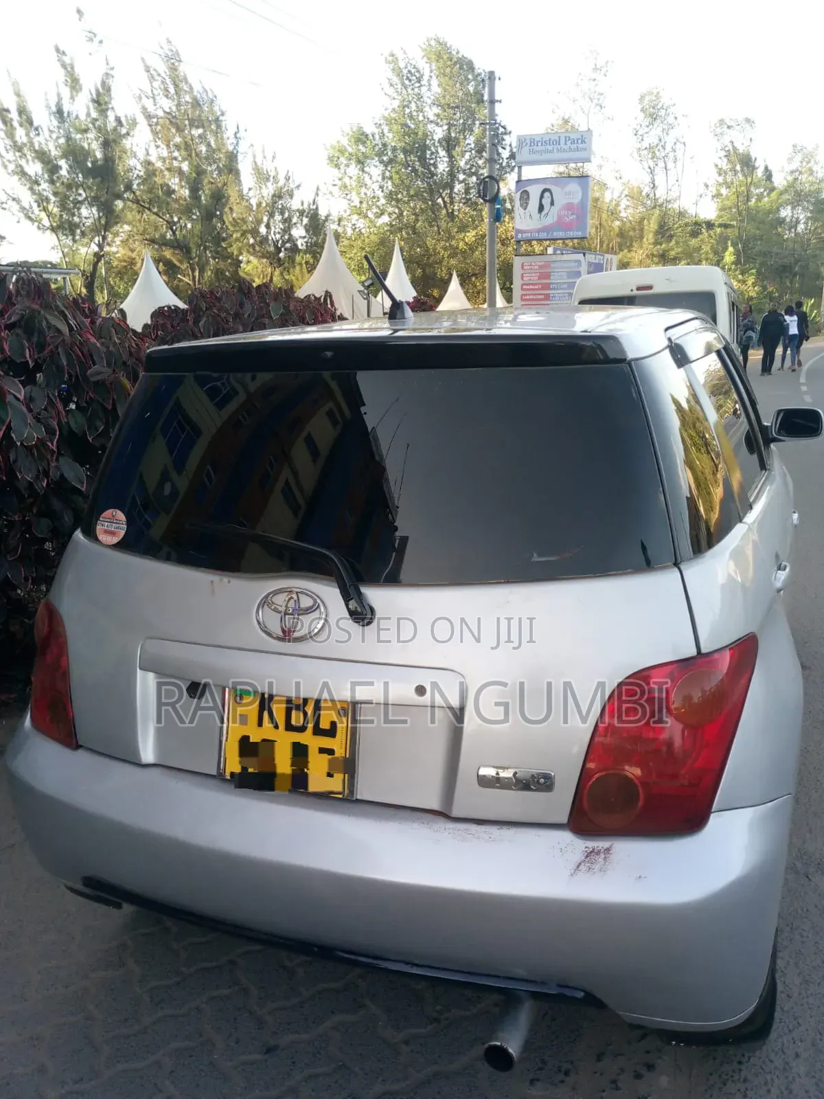 Toyota IST 2003 Silver