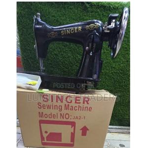 Original Singer Sewing Machine - thumbnail 2