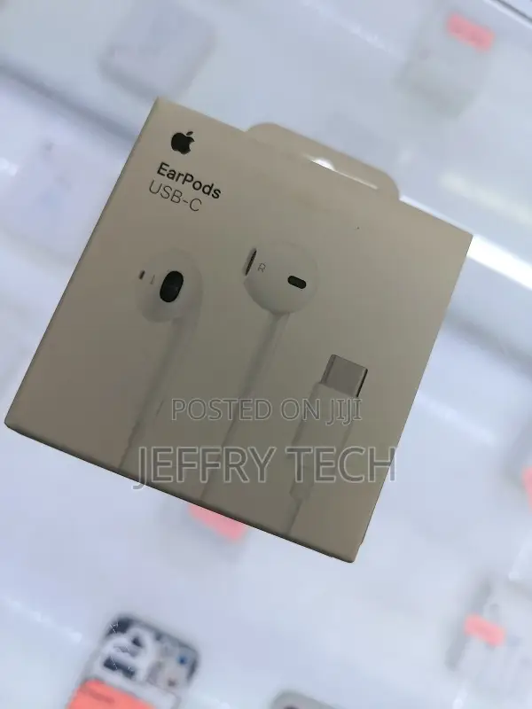 Apple Earpods (Usb-C) Wired Headphones.