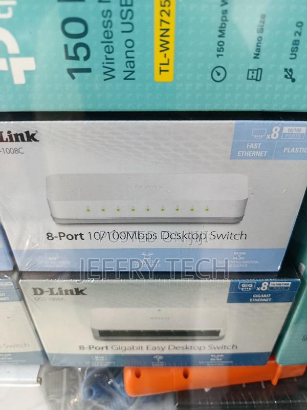 D-Link Des-1008c 8-Port 10/100 MBPS Unmanaged Switch - main view