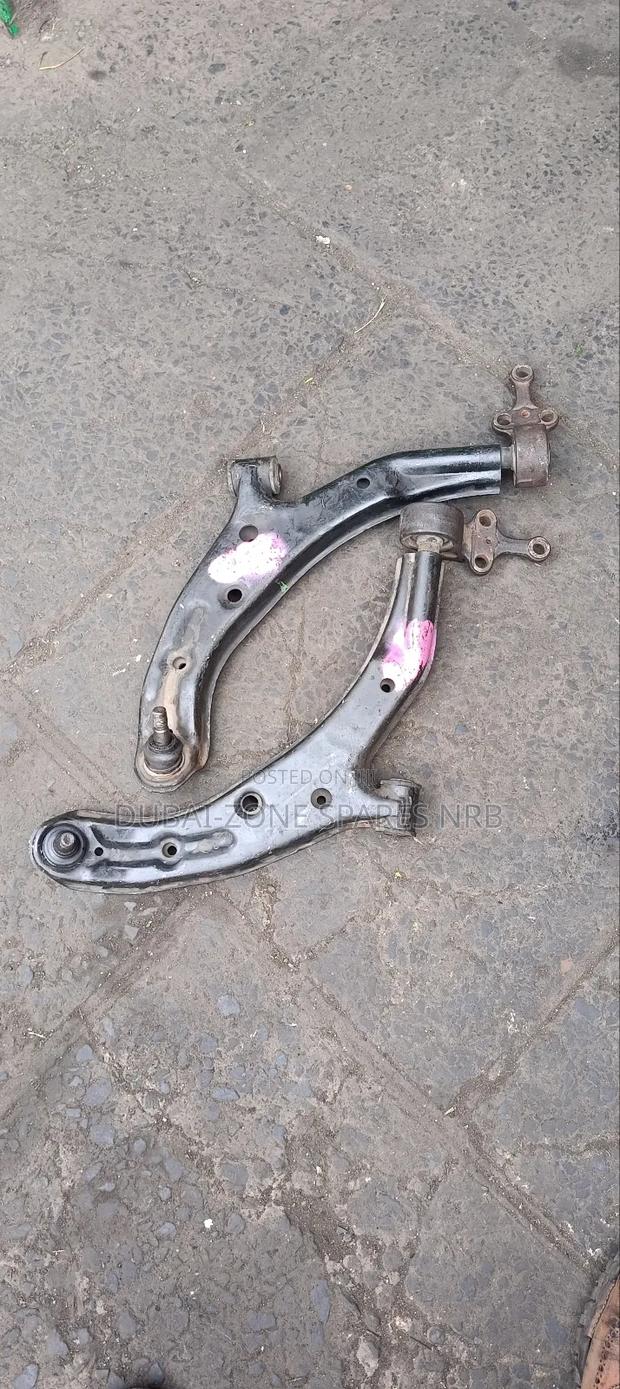 Nissan B15, Wing Road Control Arms.