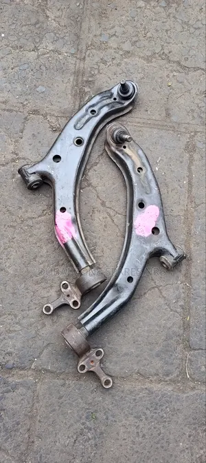 Nissan B15, Wing Road Control Arms.
