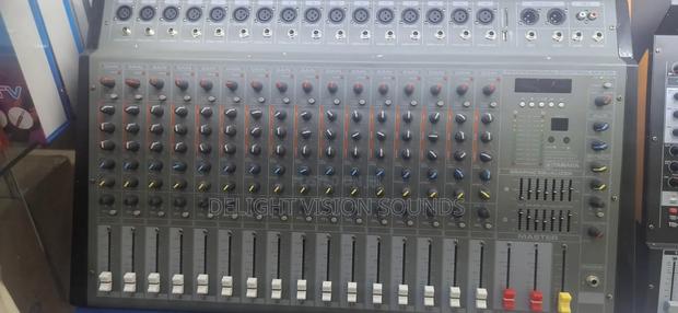 Yamaha 16 Channel Powered - main view