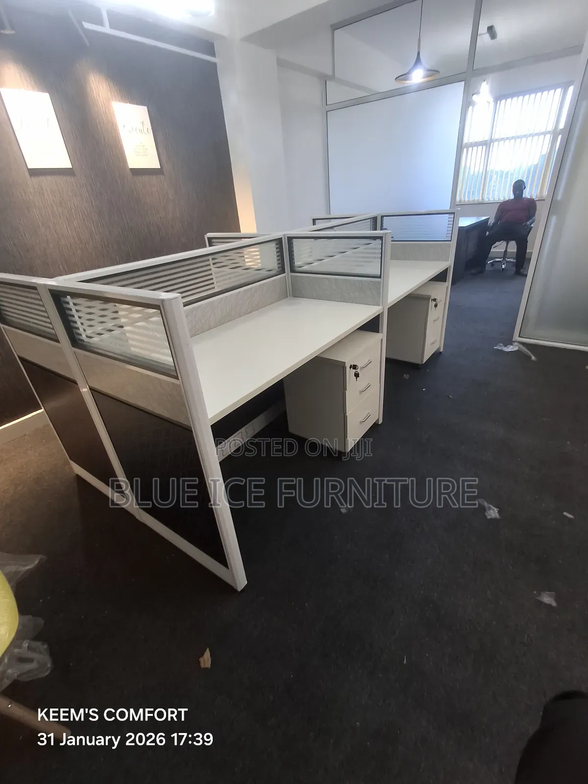 Office Working Station With Drawer