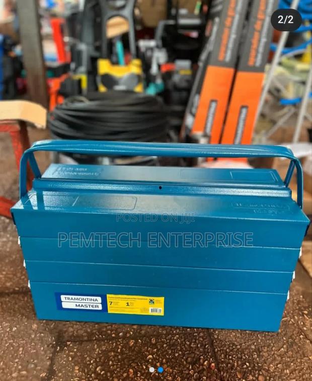 Blue Metal Cantilever Tool Box. - thumbnail 2