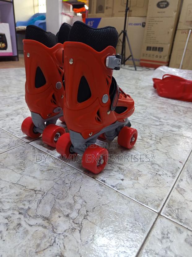 Kids' Adjustable Quad Roller Skates - thumbnail 2