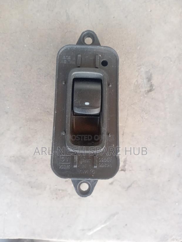 Subaru Legacy Bp5 Outback Passenger Side Door Switch