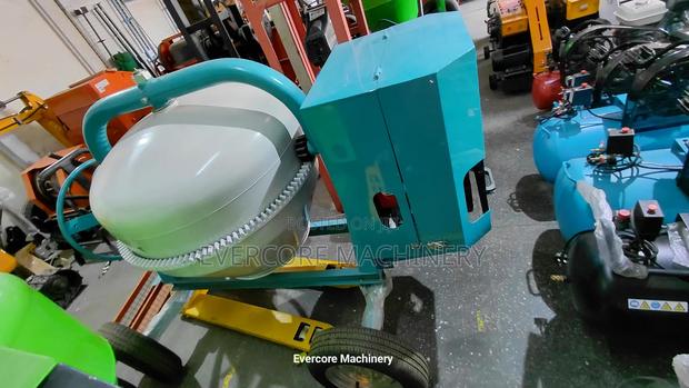 Heavy Duty Japan 500l Diesel Concrete Mixer 10hp Aircooled. - thumbnail 2