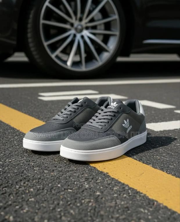 Adidas Casual Shoes "Boxed" - thumbnail 2