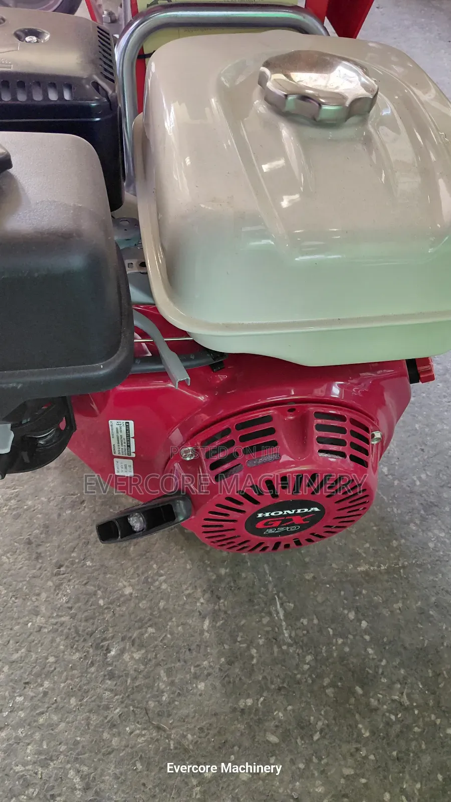 Iori Italian 1000kg/1tonne Concrete Hoist.